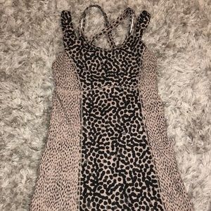 Lululemon patterned tank